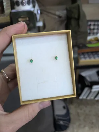 Pendientes Oro con Esmeralda y brillante