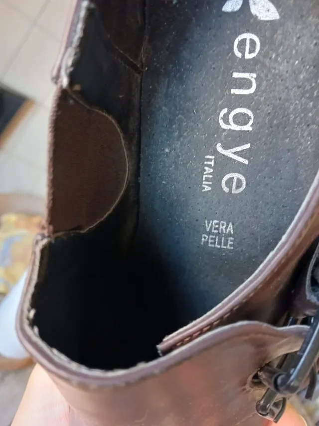 Scarpe vera pelle con fibbie