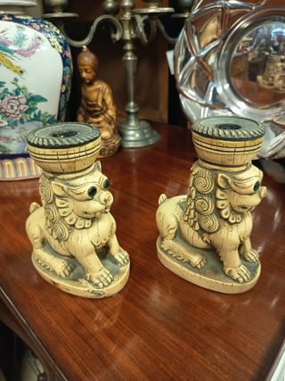 Coppia di portacandele orientali