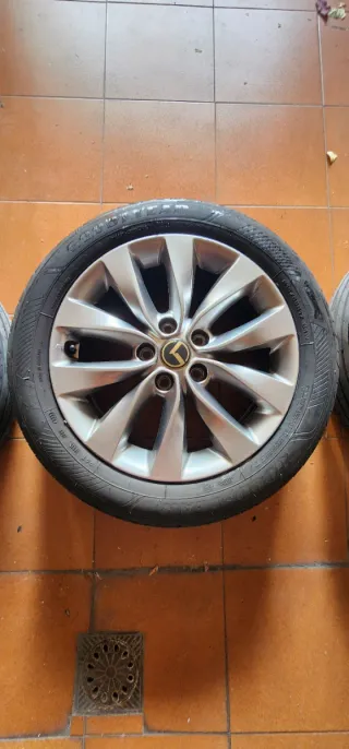 Llantas 17" Originales KIA Optima 2016-2020.