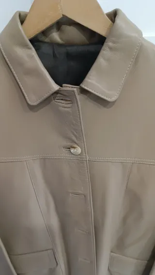 Abrigo blazer piel color camel Fioretti