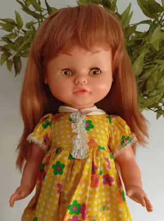 Muñeca de Famosa Mari Pili