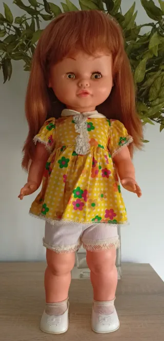 Muñeca de Famosa Mari Pili