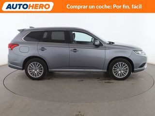 Mitsubishi Outlander PHEV Motion 4WD