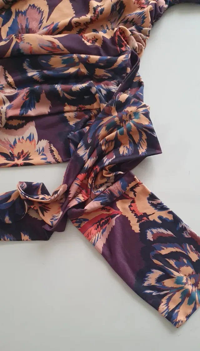 Top de manga comprida castanha “Basyco Jerez”