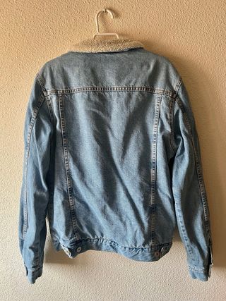 Chaqueta Zara Vaquera con Borrego – Talla L
