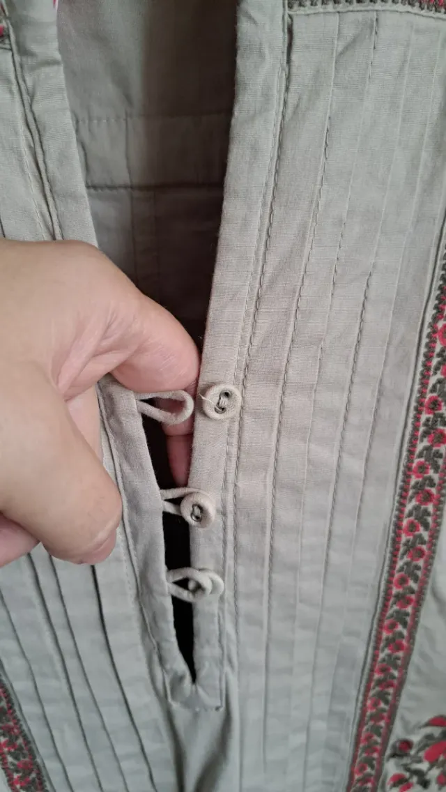 Vestido Flamenco beige con bordados talla L