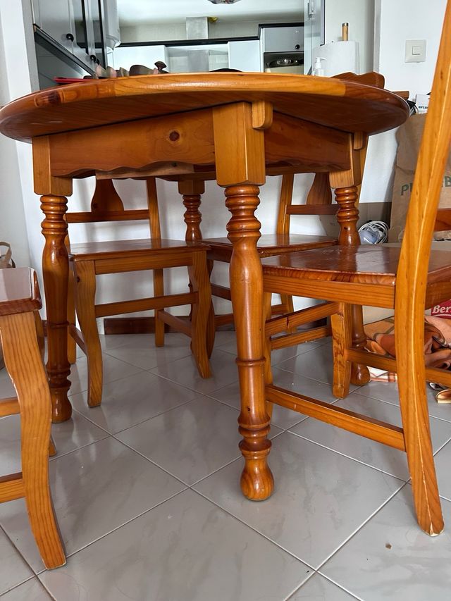 Mesa comedor y 6 sillas madera