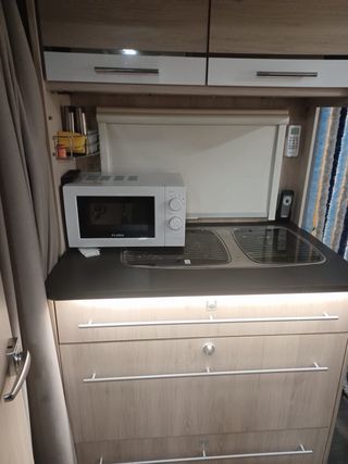 Caravana Starlett 480 CP + Mover + Aire Acond.