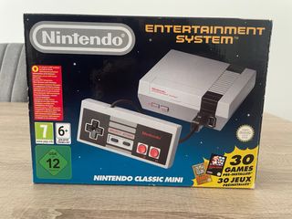 Nintendo NES Classic Mini Consola