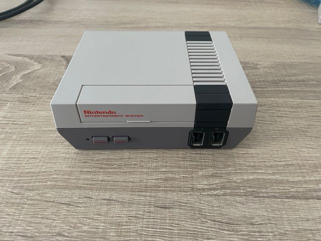 Nintendo NES Classic Mini Consola
