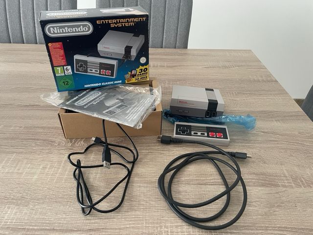 Nintendo NES Classic Mini Consola