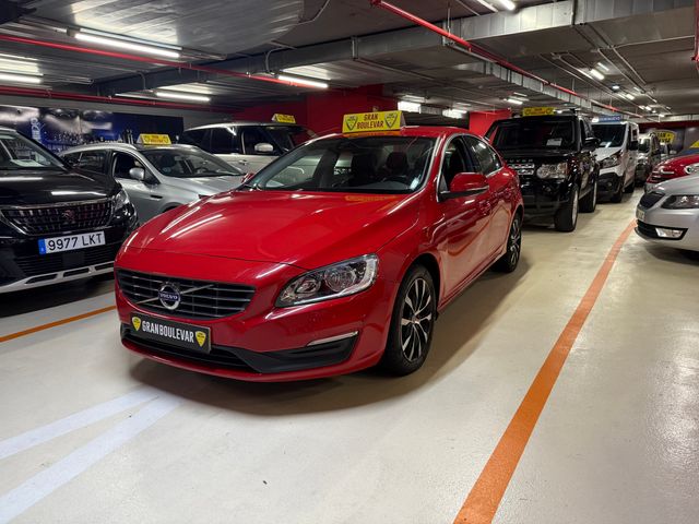 VOLVO S60 2.0 D3 Momentum Auto