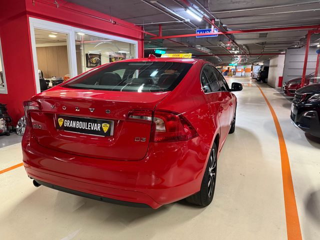 VOLVO S60 2.0 D3 Momentum Auto