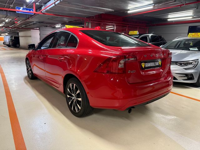 VOLVO S60 2.0 D3 Momentum Auto