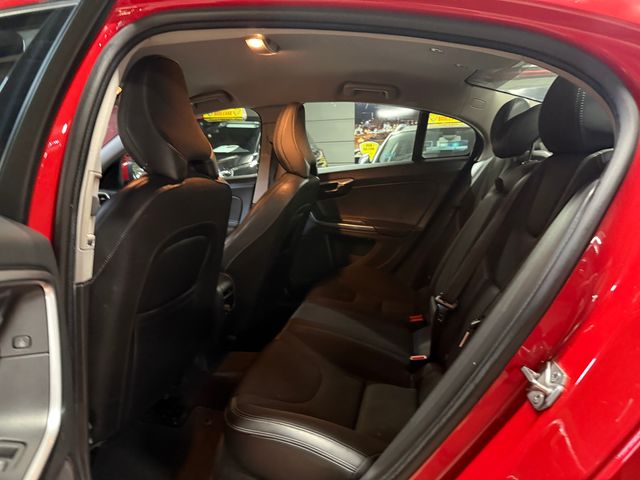 VOLVO S60 2.0 D3 Momentum Auto