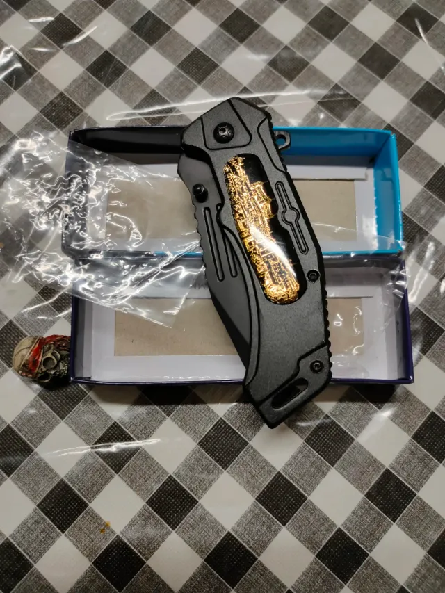 Navaja Albainox con 3D da debuttare con scatola