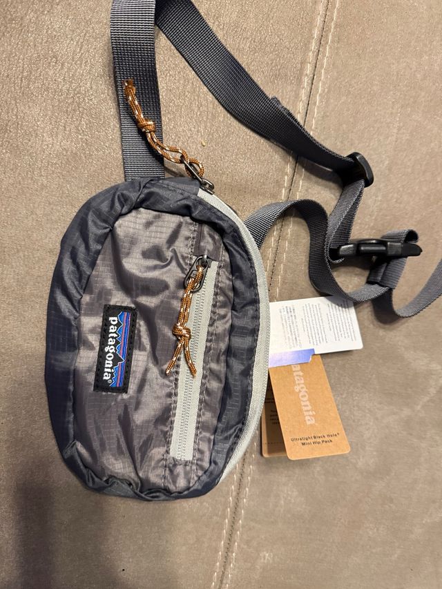 Riñonera Patagonia Ultralight Black Hole Mini