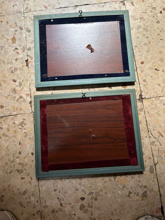 Cuadro con 5 monedas y 5 medallas