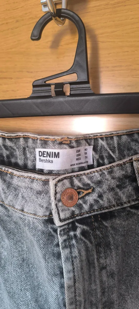 Pantalón Vaquero Gris Ancho Roto