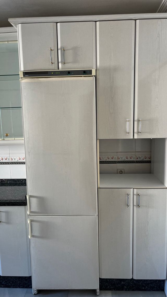 Cocina completa con electrodomésticos