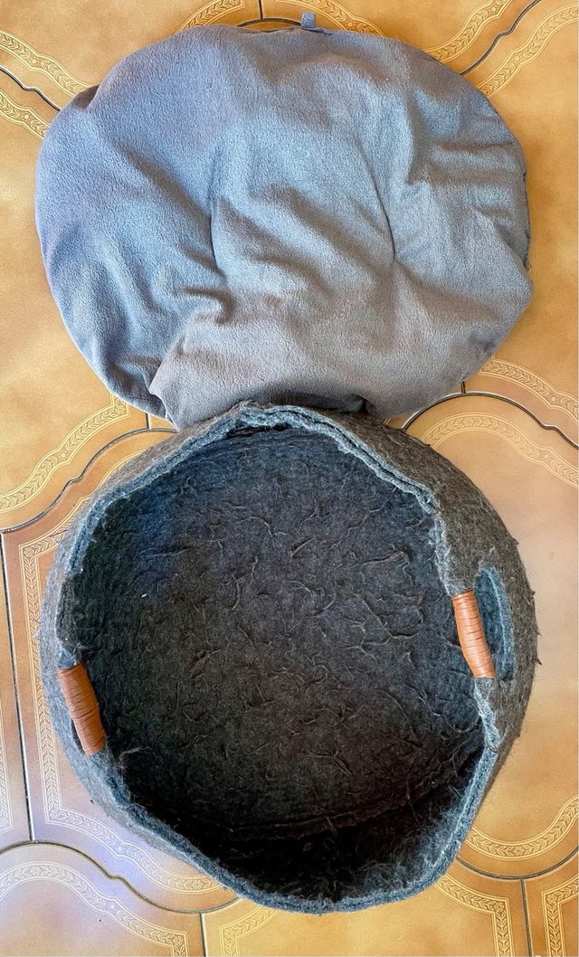 Cama para gato casi nueva