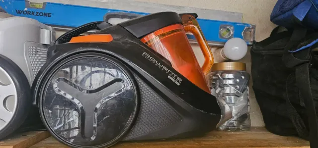 Aspiradora Rowenta sin bolsa