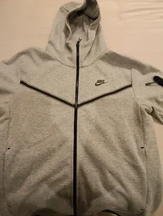 Sudadera Nike Tech Fleece Hombre Gris.