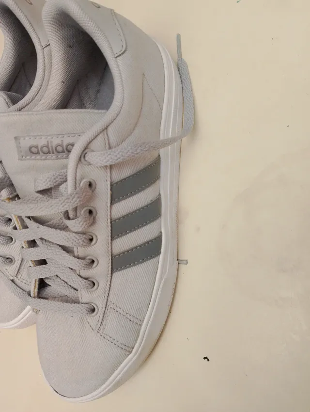 Sapato Adidas Masculino Tamanho 41.5 Cinza