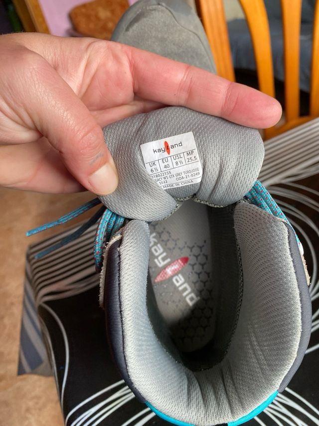 Botas de montaña Kayland mujer grises y turquesa