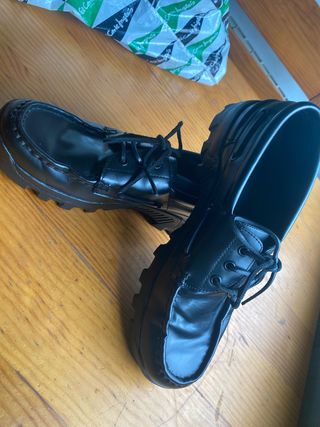 Zapatos negros de plataforma