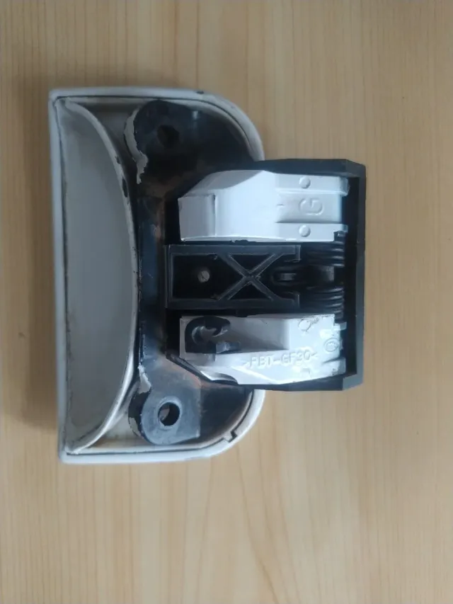 Maneta exterior Citroen Berlingo delantera izquier