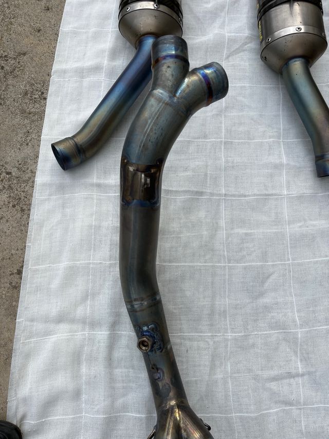 Escape Akrapovic R1 Titanio 2008