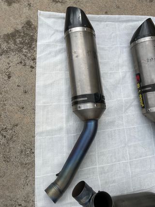 Escape Akrapovic R1 Titanio 2008