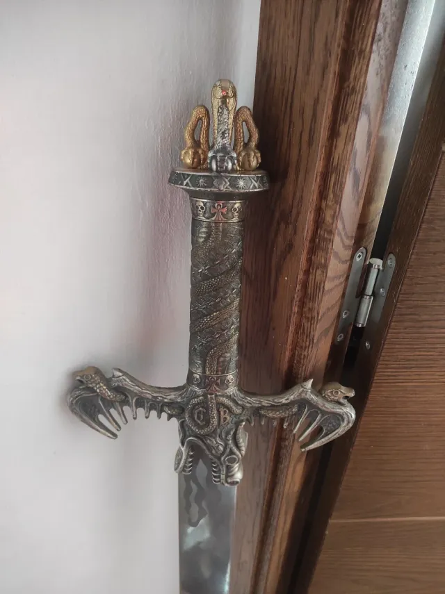 Espada Acero Conan el Bárbaro