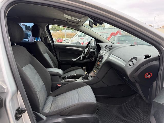 FORD MONDEO 1.8 TDCi 125CV !! 3.950€ !!