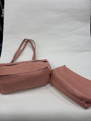 Bolso mujer rosa con neceser