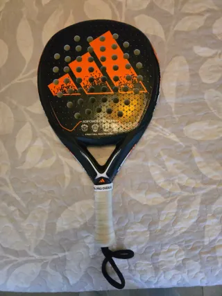 Pala de pádel Adidas + Paletero Adidas