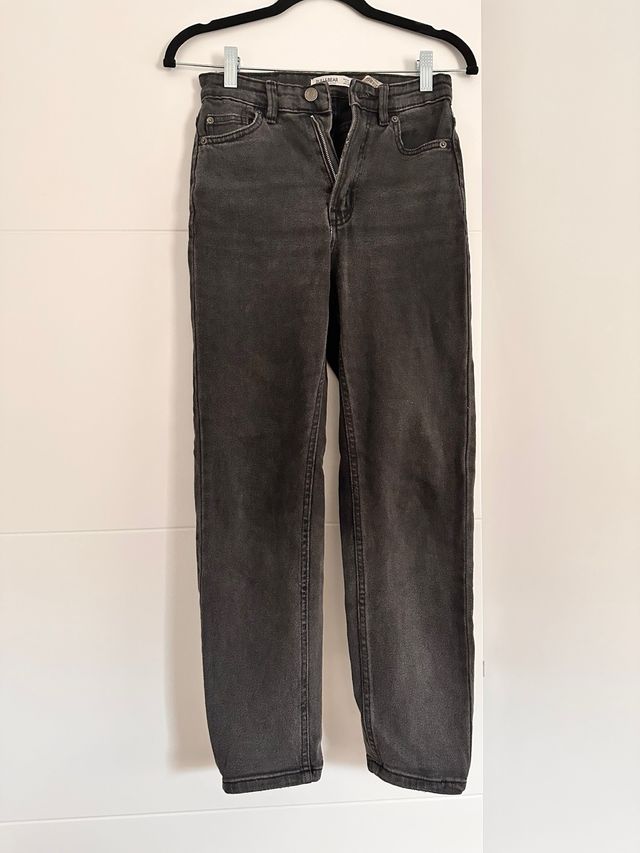 Pantalón vaquero negro Pull&Bear 34