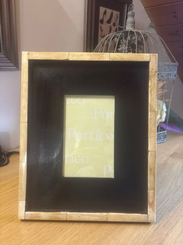 Marco de fotos piedra y madera