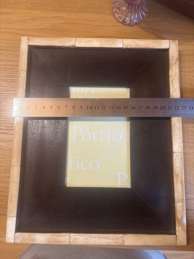 Marco de fotos piedra y madera