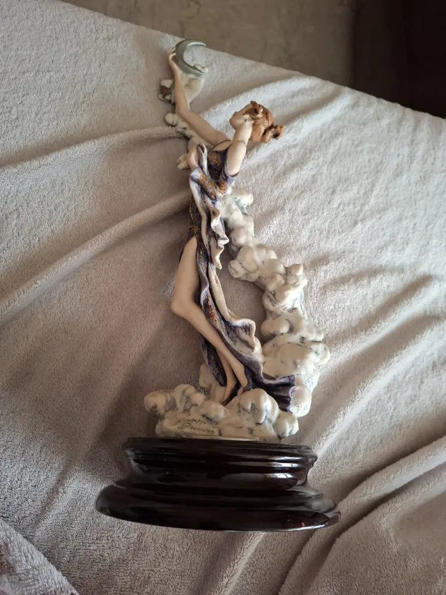 Figura Giuseppe Armani