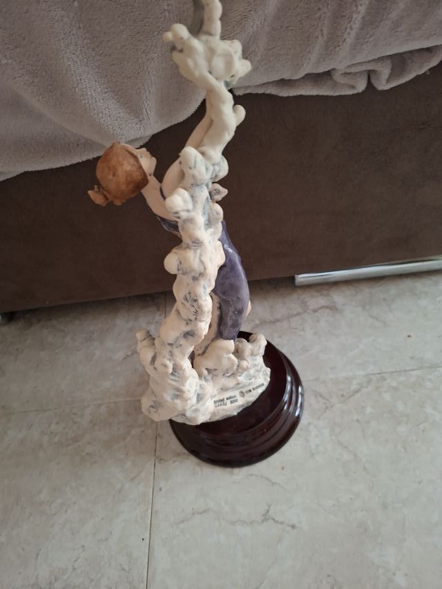 Figura Giuseppe Armani