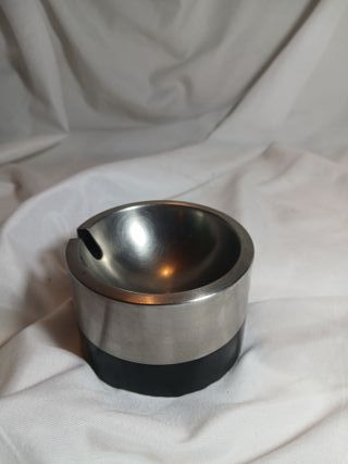 Cenicero Oslo Andre Ricard Flaminaire