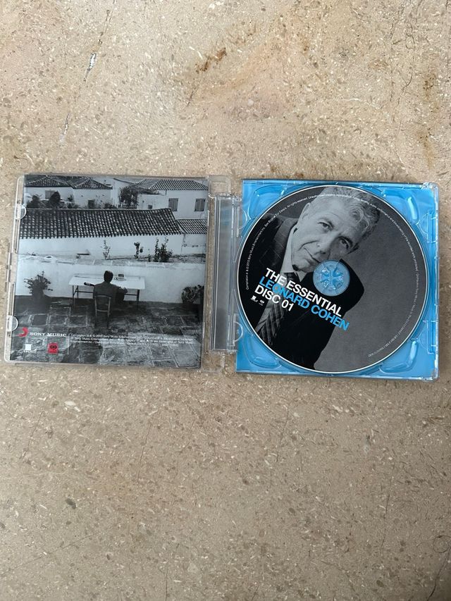The Essential Leonard Cohen 2 CDs