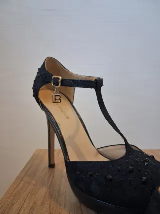 Scarpe tacco alto Laura Biagiotti nere