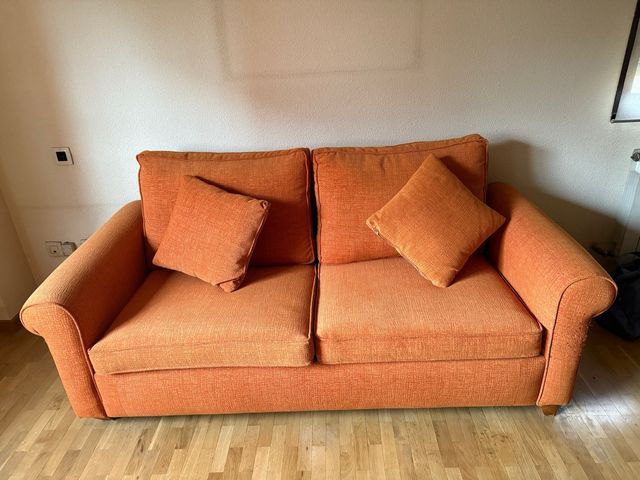 Divano letto arancione