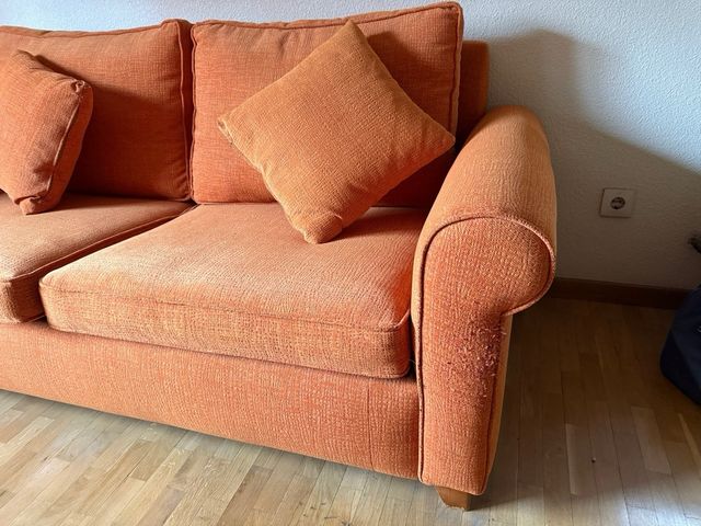Divano letto arancione