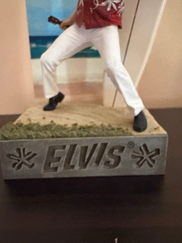 Figura Elvis Presley Blue Hawaii