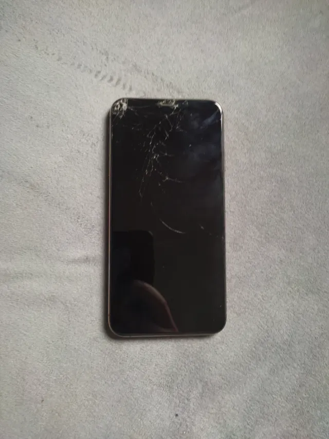 iPhone XS Max pantalla rota